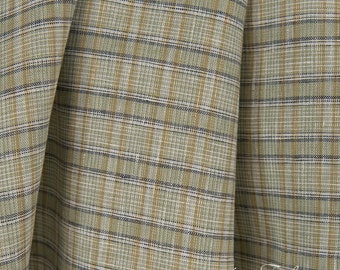 Checked linen fabric in green color | Pure linen fabric | Width 150 cm (59") | Weight 125 g/m2 (3.69 oz/yd) | Made by Siulas, Lithuania