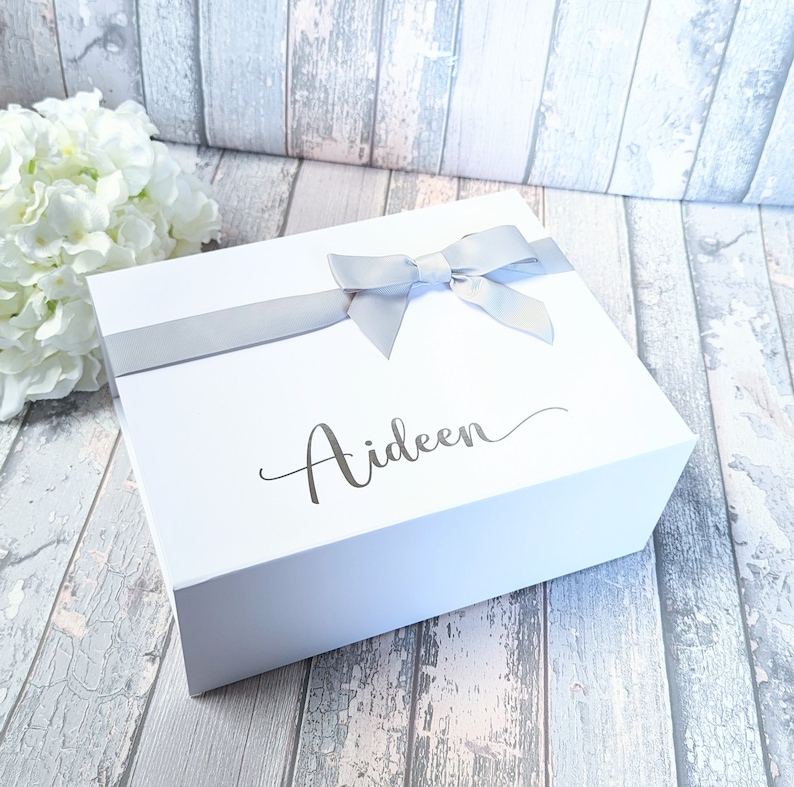 Gift Box personalised with Ribbon Bow Mothers Day Gift Box Bridesmaid Proposal Boxes Valentines Day Gift Box image 5