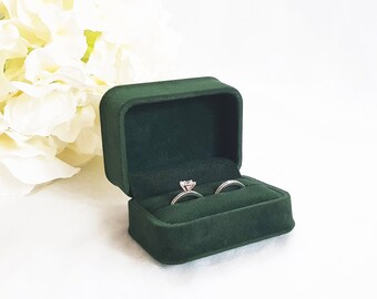 Luxury Green Double Ring Box - Suede Emerald Double Ring Box - Couple Ring Box - Wedding Ring Box - Ring bearer box - His and hers ring box