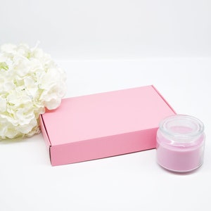 Roze postbussen - postbussen roze - postcadeaudozen - abonnementsdoos - kleine middelgrote grote verzenddozen roze