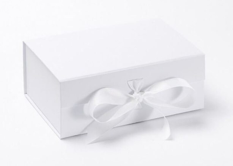 PERSONALISED* GIFT* A5* SHALLOW SNAPSHUT* BOX*, LUXURY* KEEPSAKE* BLACK*