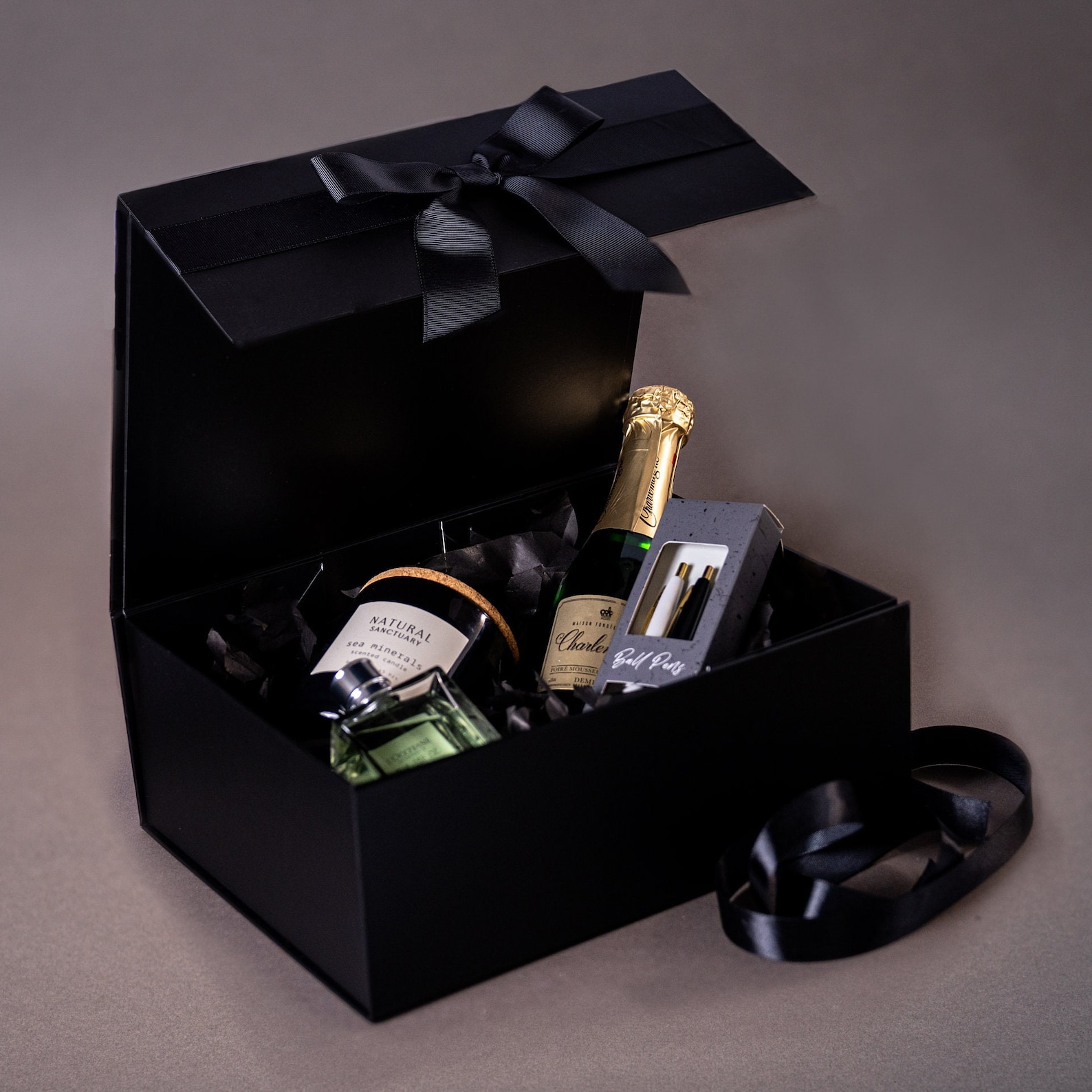 Luxury Large Gift Boxes With Gold Edge and Ribbon Bow Eid | Etsy UK