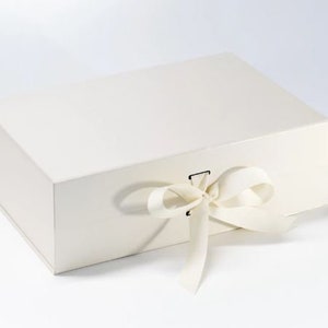 Magnetische Geschenkbox - Luxus-Ivory-Geschenkbox - Hochzeitsgeschenkbox - Brautjungfer-Geschenkkorb - Luxus Brautjungfer Vorschlag Box