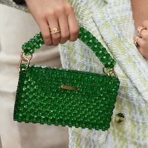 Groene kralen handtas, luxe clutch portemonnee, chique tas, avondclutch, kleine groene handtas, elegante avondtas, handgemaakt stijlvol accessoire.