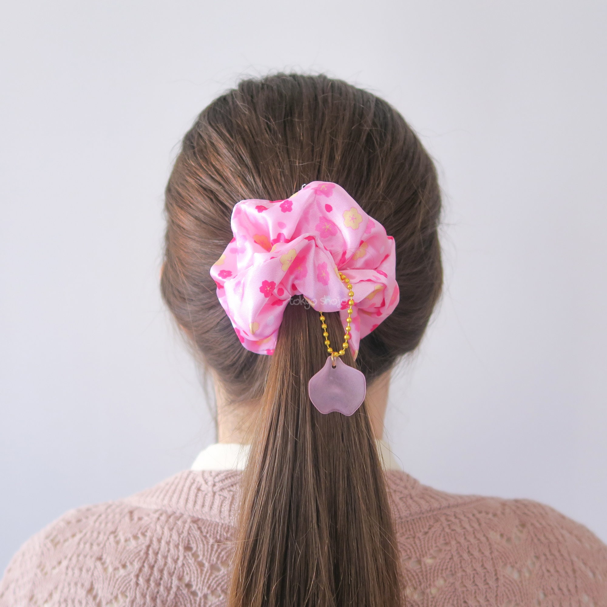 ヘアアクセサリー SSIL X MONOGRAM SCRUNCHIE PINK Pink Sakura Scrunchie Hair Tie, Cherry Blossom Hair Ribbon