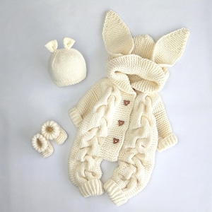 Set pagliaccetto e stivali per neonato Tuta lavorata a maglia per neonato Abbigliamento invernale per neonato Set neonato Set regalo per la nuova mamma Completo da portare a casa