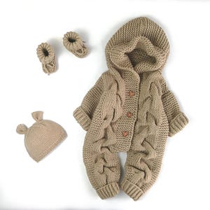 Set pagliaccetto e stivali per neonato Tuta lavorata a maglia per neonato Abbigliamento invernale per neonato Set neonato Set regalo per la nuova mamma Completo da portare a casa