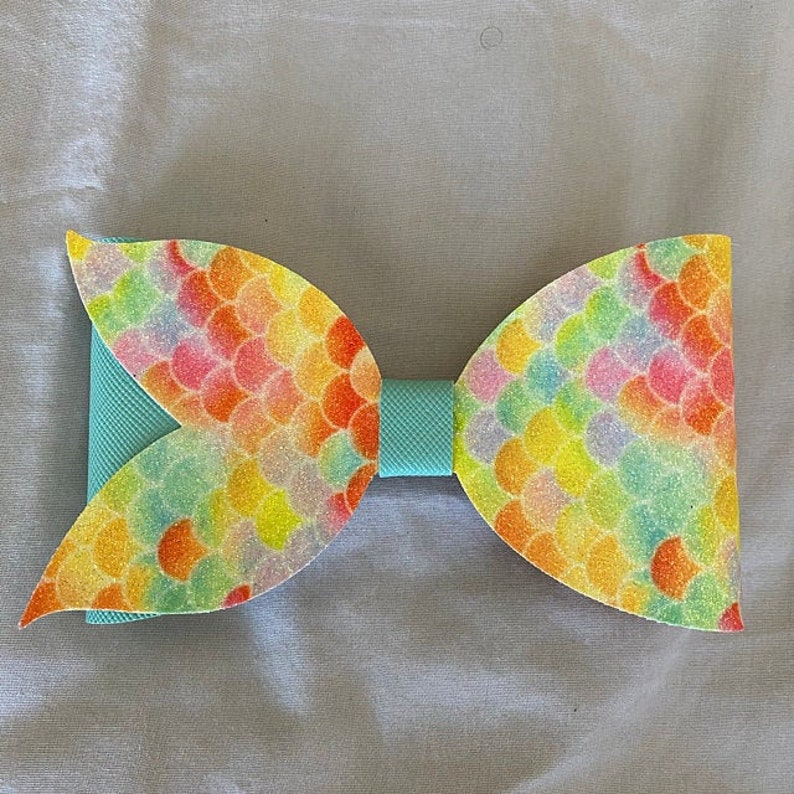 Free Free 301 Mermaid Bow Svg Free SVG PNG EPS DXF File