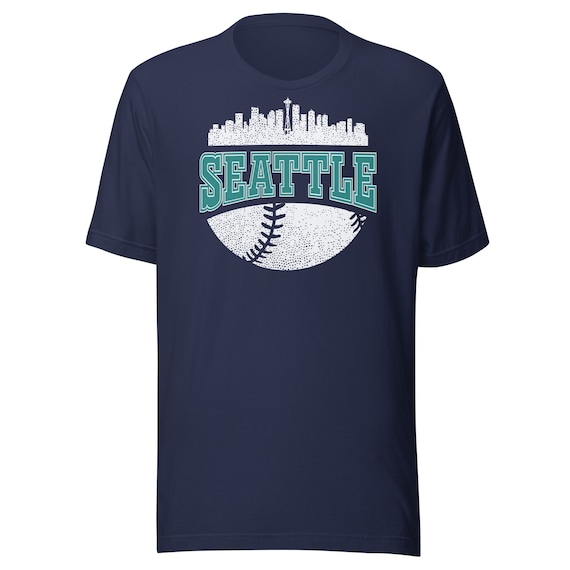 Vintage Chicago Baseball Retro City Skyline Custom Graphic T-Shirt Vintage Chicago Baseball Retro City Skyline Custom Graphic T-Shirt