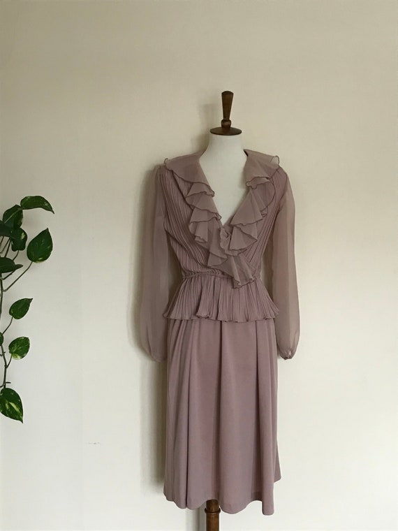 Vintage mauve ruffle dress
