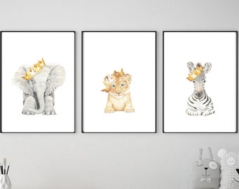 Exquisitas impresiones de pared de guardería Safari / Decoración de guardería / Impresiones de guardería de bellas artes / Juego de 3 impresiones dibujadas a mano / Corona, Selva, Vida silvestre