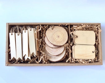 Rustic Wood Gift Tag Set with Twine, 30 Blank Favor Tags