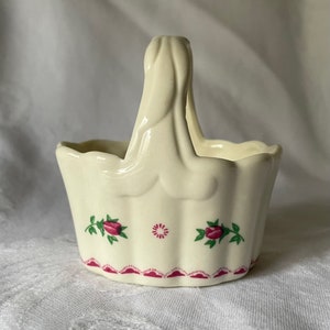 Vintage 1980s small porcelain basket - cream with pink floral motif