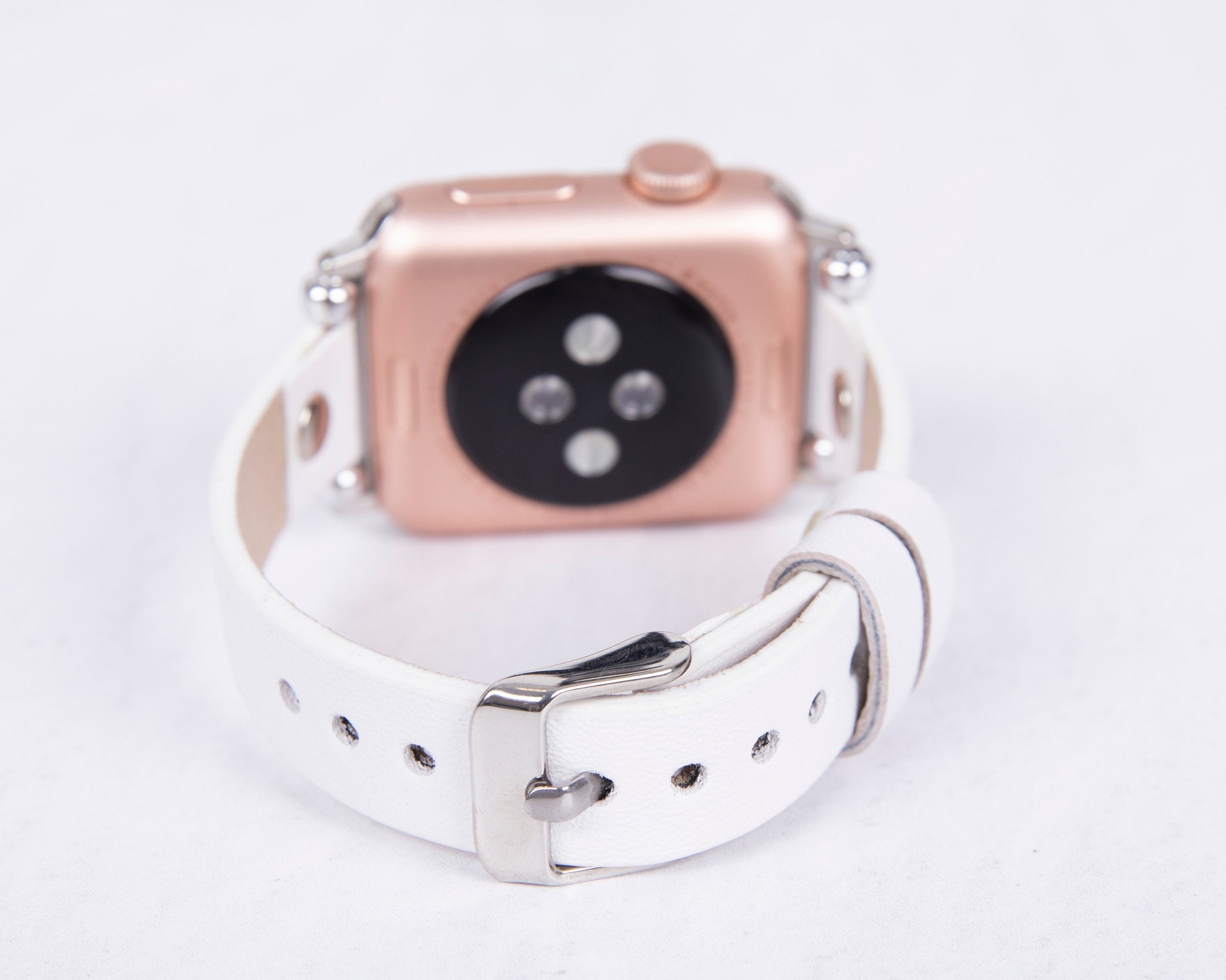 ホワイトプレミアム本革製Apple Watchバンド（シルバーリベット付き 
