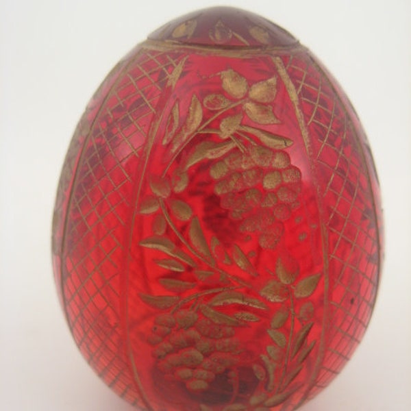 Style Faberge Red Crystal Etched Guilded Egg Grapes Vineyard