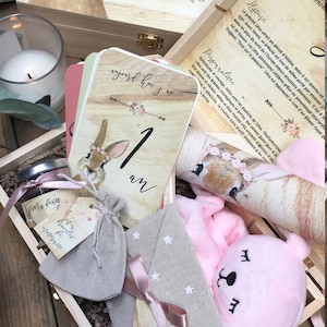 Coffret "Lapine" coffret naissance, cadeau maternité, coffret personnalisé, carte étapes, souvenir naissance, valise naissance