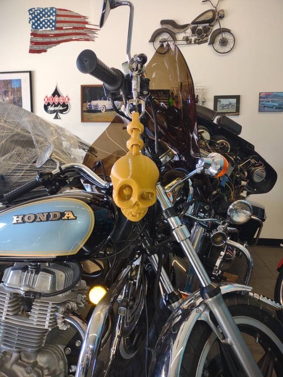 Motorcycle skull head Get Back Whip 11" Get back show whip skull head motorcycle helmet bad dragon Get-Back Biker whip grips handlebars