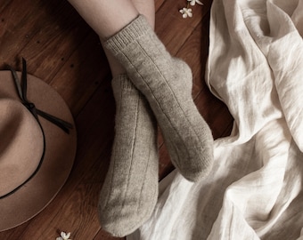 Linear Socks knitting pattern