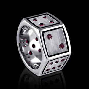 Lucky 7 Vegas Dice Ring: Sterling Silver Men&#39;s Casino Ring