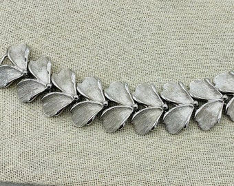 Kramer Brushed Silver Leaves Link Bracelet Vintage Signed