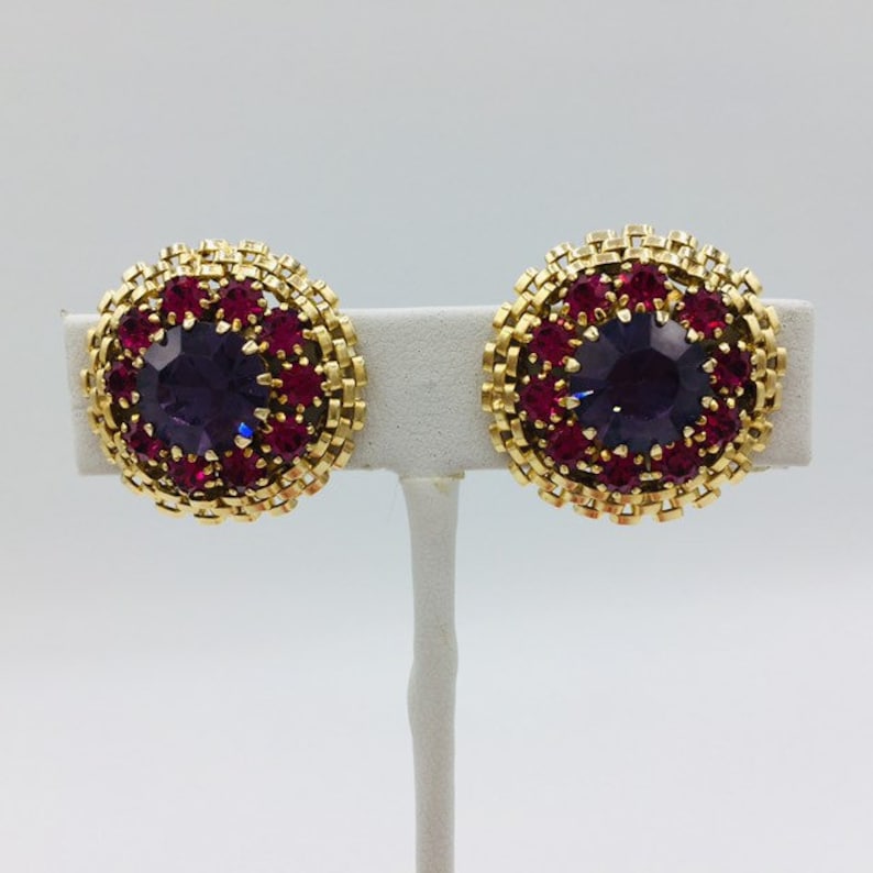 Vintage Signed Weiss Gold Tone Parure Necklace Brooch Earrings Purple Fuschia Pink