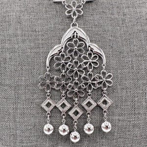 Vintage Trifari Silver Pendant Necklace with Floral Drops and Globe Ends – 1970s Statement Necklace, 28”