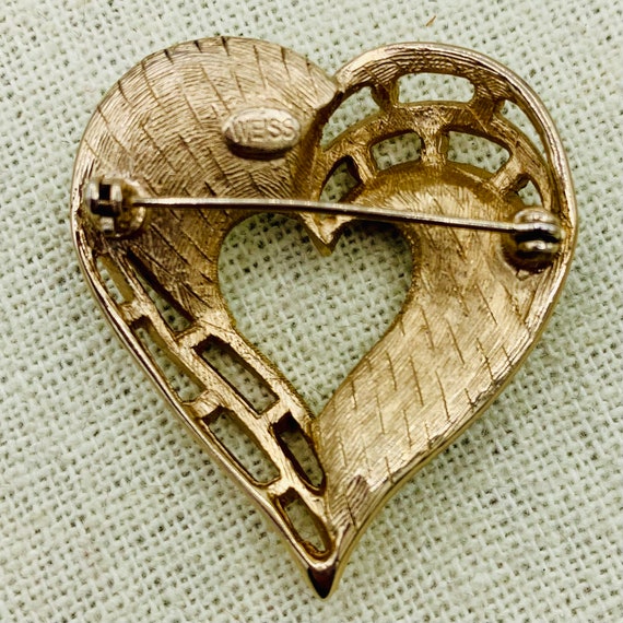 Weiss Heart Rhinestone Gold Tone Brooch Pave Clea… - image 10