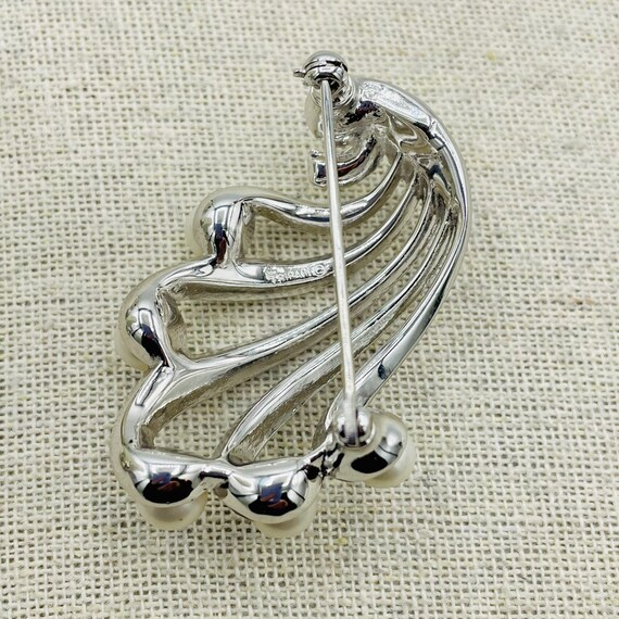 Trifari Wave Pearl Swirl Jewelry Set Brooch Clip … - image 5