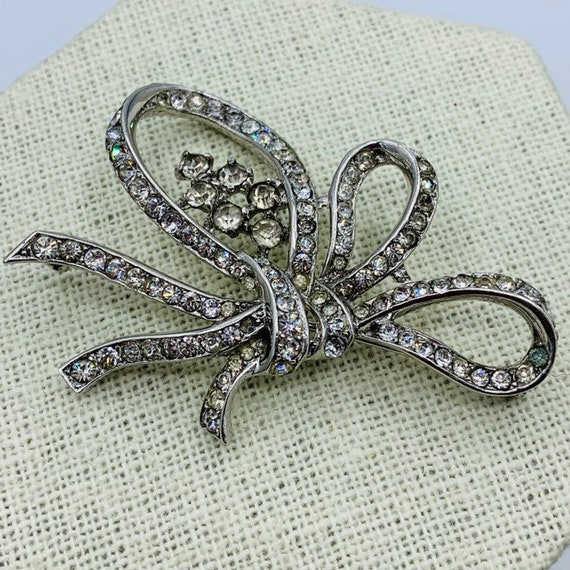 Trifari Sterling Silver Bow Ribbon Clear Rhinestones Alfred