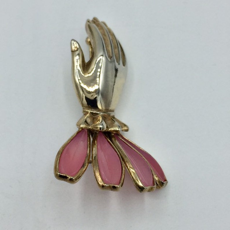 Trifari Gold Tone Brooch Pink Moulded Glass Hand