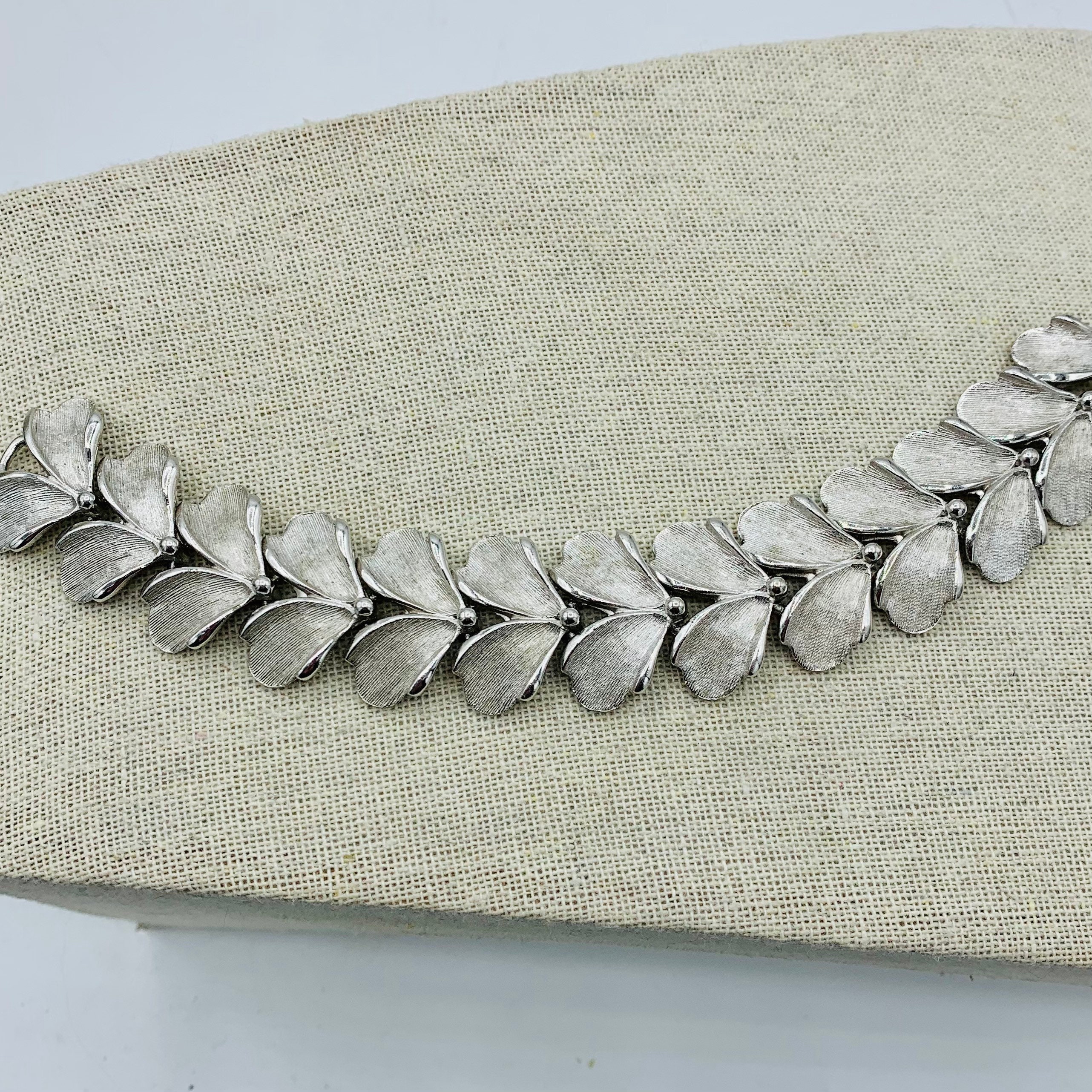 Kramer Brushed Silver Leaves Link Bracelet Vintage Signed