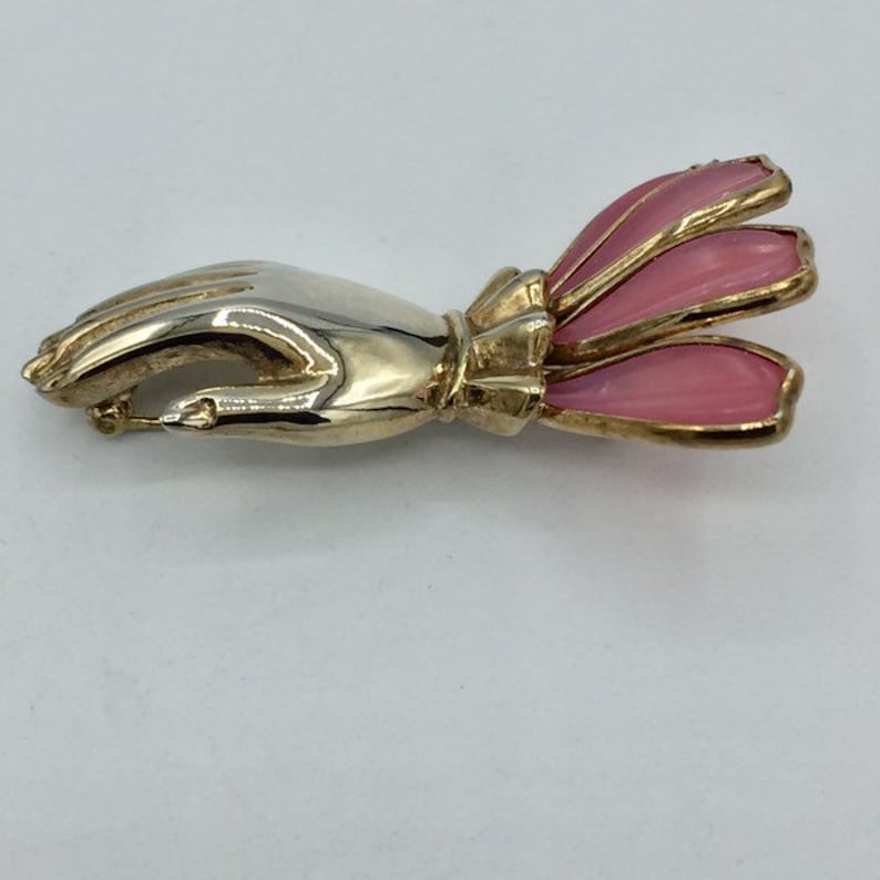 Trifari Gold Tone Brooch Pink Moulded Glass Hand