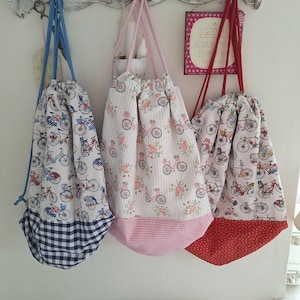 Rucksack Fahrrad genäht Turnbeutel Damen Sport Schwimmtasche romantisch nordisch KleineSeligkeiten praktisch nachhaltig handmade blau rosa