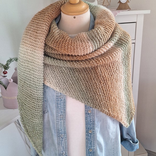 Tuch Schultertuch gestrickt Schal Tuch Stola weich warm kuschelig Winter kleineSeligkeiten Damen grün braun beige Geschenk handmade  groß