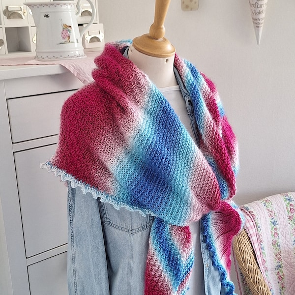 Schultertuch gestrickt bunt Tuch Dreiecktuch Stola Damen rot blau weiß pink kleineSeligkeiten weich warm handmade vegan nachhaltig Geschenk