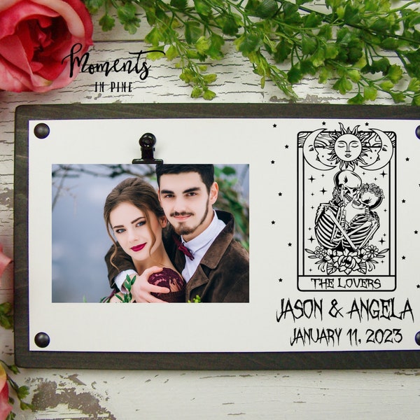 The Lovers Tarot Card Personalized Picture Frame, Skeleton Lovers Couple Gift Horror Gothic Spooky Love Valentine Gift, Valentine's Day Gift