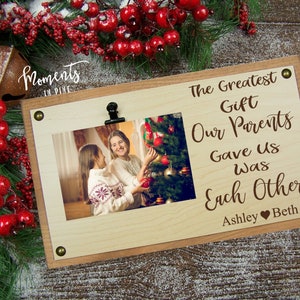 Sister Christmas Gift for Siblings, Custom Picture Frame Personalized Sister Christmas Present, Sister Holiday Gift, Sister Photo Frame Sign