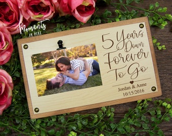 5 Year Anniversary Gift for Him, Her, Wood Anniversary Picture Frame Personalized Photo, 5th Anniversary Gift for Husband Wife, Couples Gift