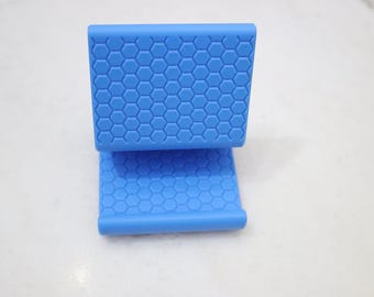Suporte para celular impresso em 3D – Suporte minimalista de 10 x 7,5 cm | Suporte de mesa para smartphone | Acessório para impressão 3D