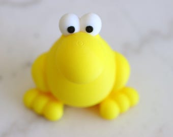 Figura de nerd de dulces impresa en 3D: decoración de escritorio retro
