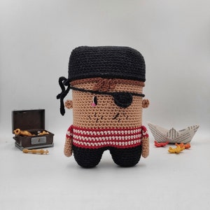 Pirate Amigurumi Pattern - Crochet Pattern - Amigurumi Pattern - Pirate Pattern - Amigurumi Pirate - PDF Tutorial - Piri the Pirate Pattern