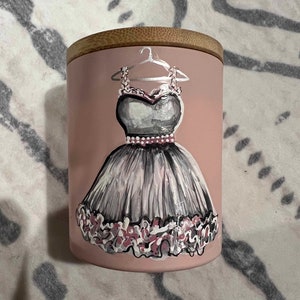Girl Candle HAND PAINTED/Hand Poured 10oz Soy Wax Wedding Fashion Ballerina Barbie Pink Influencer Jar Art Candle/Luxury Candle