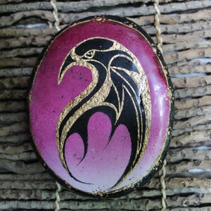 EAGLE BLACK HAWK Raven Rock, Hand painted Stone, Birds of Prey Garden Stone Natural Raptor Paperweight