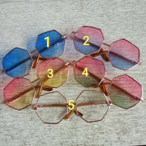 8cm Hexagonal glasses for doll