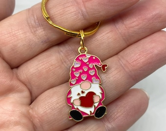 Gonk keyring, valentines gift, mum gift, Mother’s Day, gnome keyring, heart keyring, gonk keychain, key holder