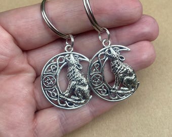 Wolf keyring, wolf keychain