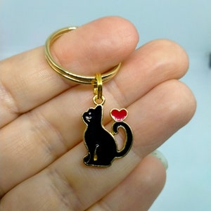 Black cat keyring,  cat keychain, uk seller, animal keyring, lucky charm, animal lover, stocking filler, cat, good luck gift,, secret santa