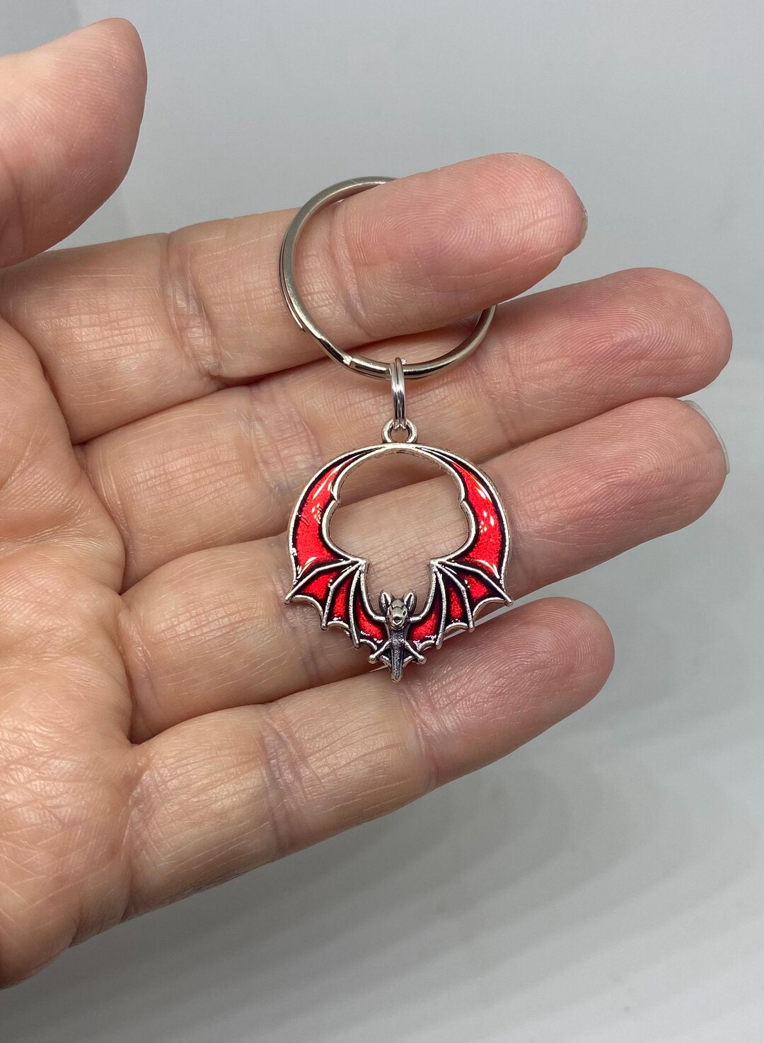 Vampire Bat Keyring, Goth Keychain, Emo Gift, Emo Accessories, Skull ...