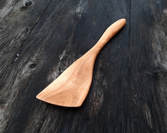 Espátula pequena de madeira para cozinhar Colher de amieiro esculpida à mão Madeira grande artesanal orgânica Rústica estilo country 8