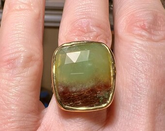Natural 14.7CT Apple Green Chrysoprase (Australian Jade) Chalcedony Ring Size 7.5 / May Birthstone
